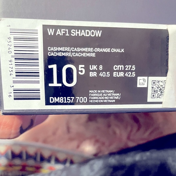 SOLD - Picture 2 of 4